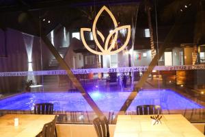 Hotel Aromas Suítes