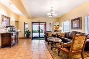 Quality Inn Pelham I-65 exit 246