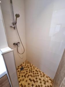 La Fossette - T2 avec terrasse, parking et wifi