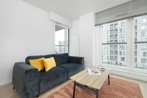 Apartment Sokolska City Center with Parking and access to Gym and Sauna by Noclegi Renters