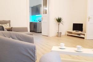 New ultra-central design apartment