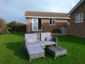 9 Brambles Farm Bungalows