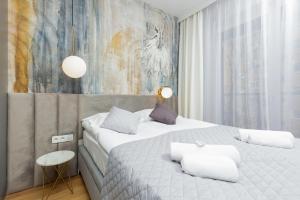 One Bedroom Apartment in Warsaw Center by Renters Prestige