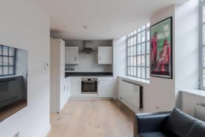 Dolls House - Farringdon - by Frankie Says