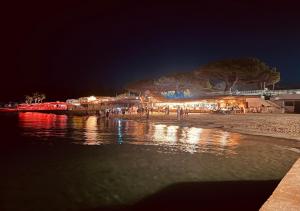 Stylish Studio with Pool 500 meters to the Beach