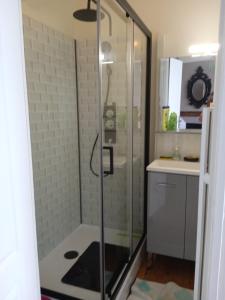 B&B / Chambres d'hotes Chambres d'hotes les Clematites en Cotentin : photos des chambres