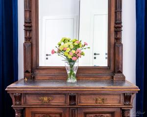 Center High Apartment CityBeat#1