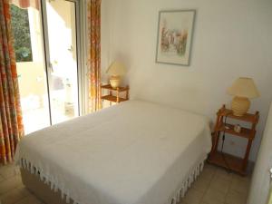 Bel appartement climatisé 100m plage