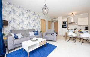 Nice Apartment In Seget Donji