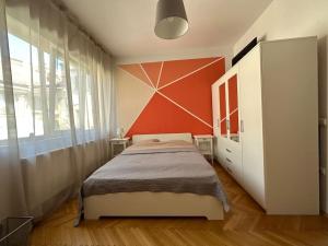 2 Bedroom Artsy Apartment