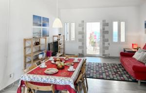 Nice Home In Plaka With House Sea View