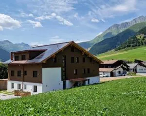 Casa Molina - Tschamut