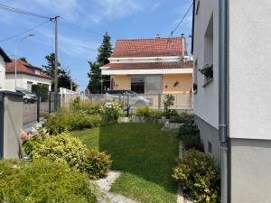 Maisons de vacances Chez L en Alsace Maison independante 8 pers Jardin & Cour privative : photos des chambres