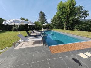 Villas Chateau du Chambon : Villa avec Piscine Privée