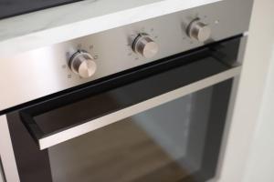 Nyrenoverad lägenhet med perfekt läge nära Elmia