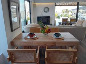 Luxury Penthouse Suite