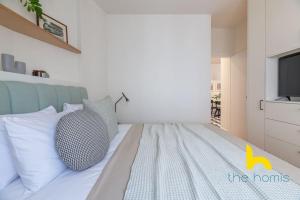 Chic Athens Retreat Near Acropolis, Metro & MoMa!