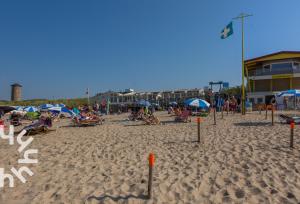 Luxe Tinyhouse Domburg, midden in het centrum en toch rustig gelegen