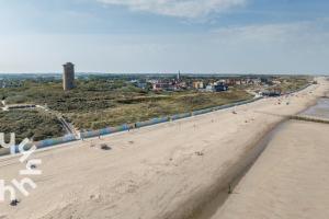 Luxe Tinyhouse Domburg, midden in het centrum en toch rustig gelegen