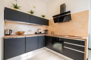 The one - Luxury Seaview with Piano