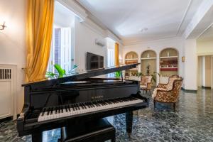 The one - Luxury Seaview with Piano