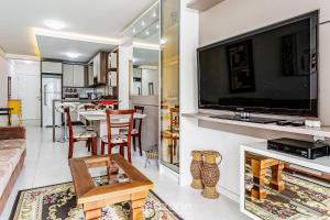 Lindo e espaçoso apartamento nos Ingleses SDO206