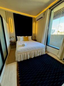 Deluxe Double Room with Balcony room in Metro Art Hotel