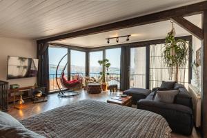 Panoramic Sea View Loft with Terrace BBQ