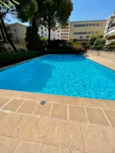 appartement avec piscine - 勒卡内