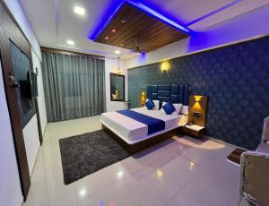 Hotel The Grand Near Maninagar Railway Station Ahmedabad