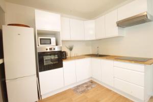 Appartements L-Escapade - Hypercentre 5- RER C Paris - Orly 15 min : photos des chambres