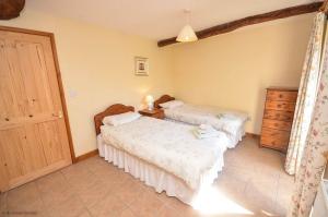 Fennel Cottage - How Hill - Private Fishing Lake for complex
