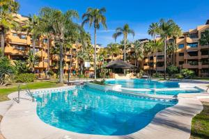 Superb Costalita in Beachfront complex RDR406