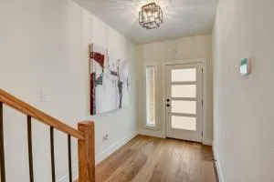 Munice at Trinity Grove - دونكانفيل