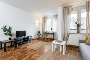 Goldenberry apartment Mokotow