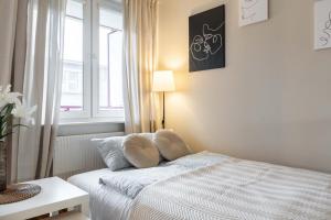 Goldenberry Apartment with Parking Mokotow