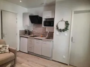 Studio 3 - Appart' Hôtel tout confort avec balcon - TU ELLETA - Buisson