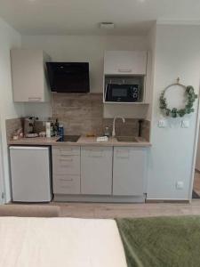 Appartements Studio 3 - Appart- Hotel tout confort avec balcon - TU ELLETA : Studio avec Balcon