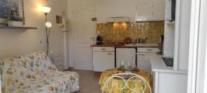 Appartements Gite Le Jasmin : photos des chambres