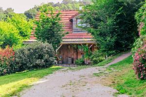 Chalet charmant à Marigny-lÉglise avec cheminée