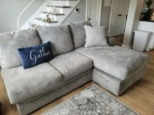 Davenport Dwellings 2 Bd by UNMC - Irvington