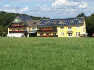 Knüllhotel Tann-Eck - Allmuthshausen