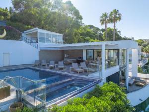 Bleu Villa