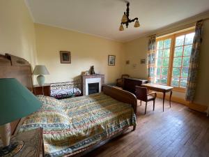 Maisons de vacances Au bout des platanes : photos des chambres