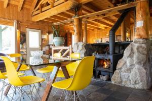 Ô Refuge Classic Chalet, Hot tub & Scenic view