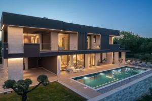 Luxury Villa Teulu with Sea View