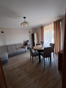 Noclegi Olsztynek-Dom Brzózka Łutynowo