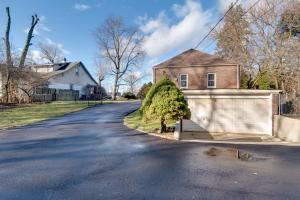 Idyllic Home Near Indianapolis Motor Speedway