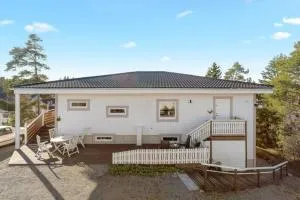 Lägenhet 80 kvm i Huddinge - Tullinge