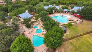 Hilltop Overlook in the Hollows